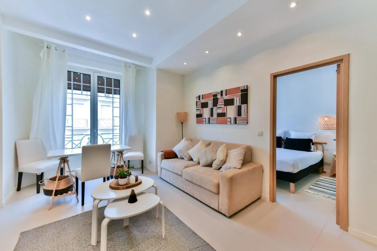 Nice Apartment Juan-Les-Pins - 300M Beach France