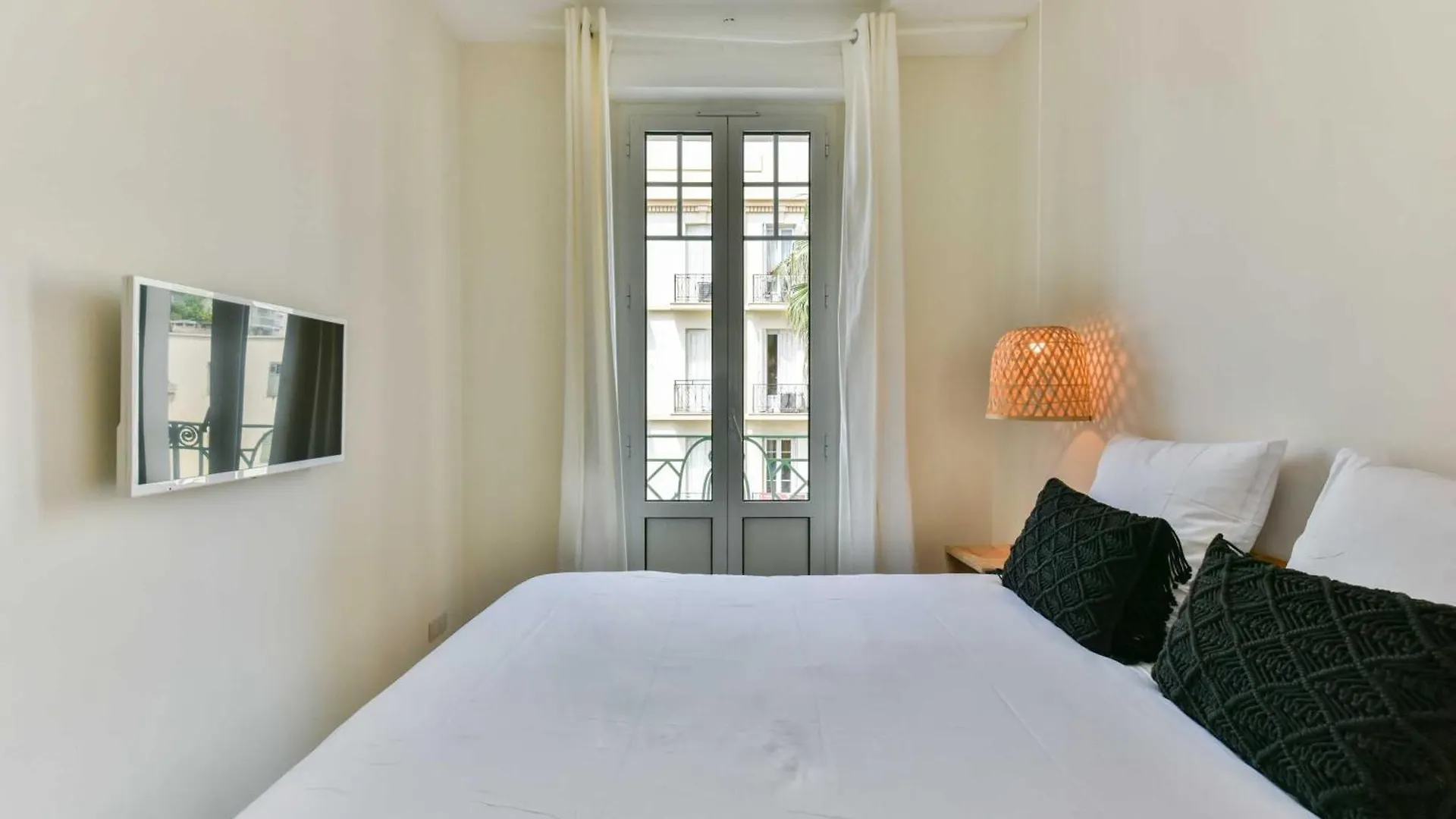 Nice Apartment Juan-Les-Pins - 300M Beach