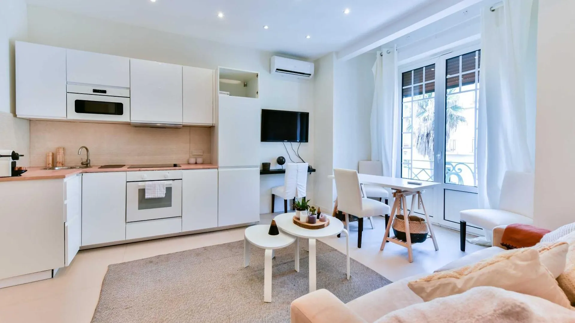 Nice Apartment Juan-Les-Pins - 300M Beach Francia